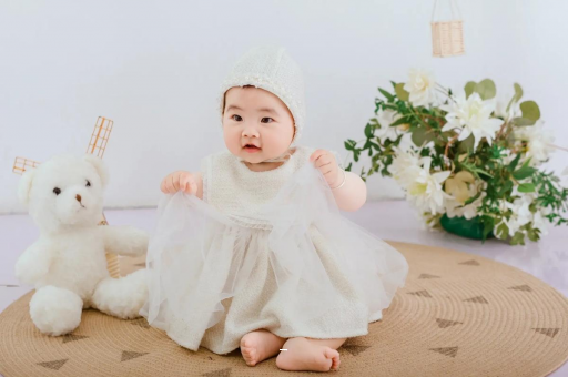 钦州宝宝几个月抬头